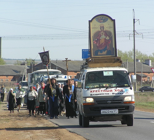09:33 Новочебоксарск встретил участников крестного хода
